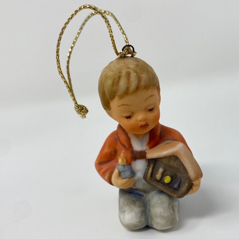 Berta Hummel Goebel Boy My First Nativity Christmas Ornament 1997 HDDJV